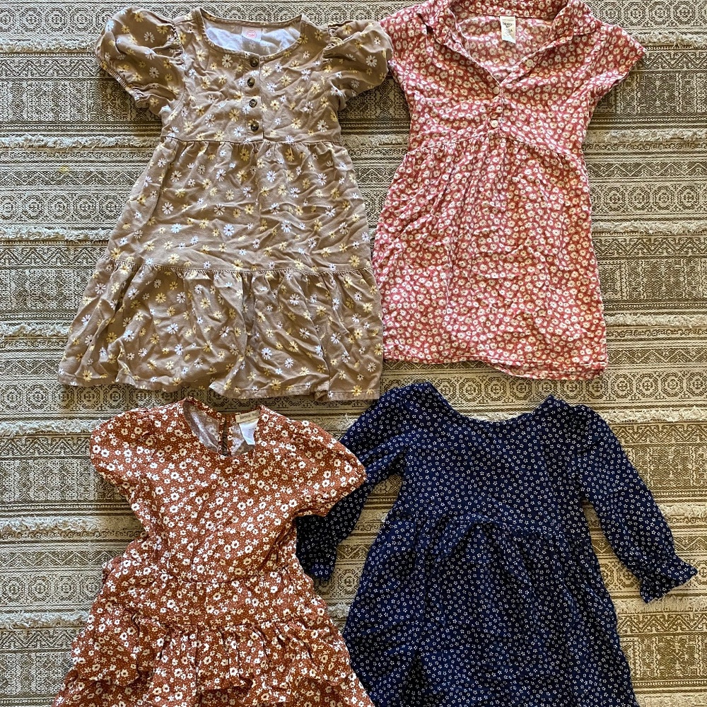 Girls 5T dresses lightly worn